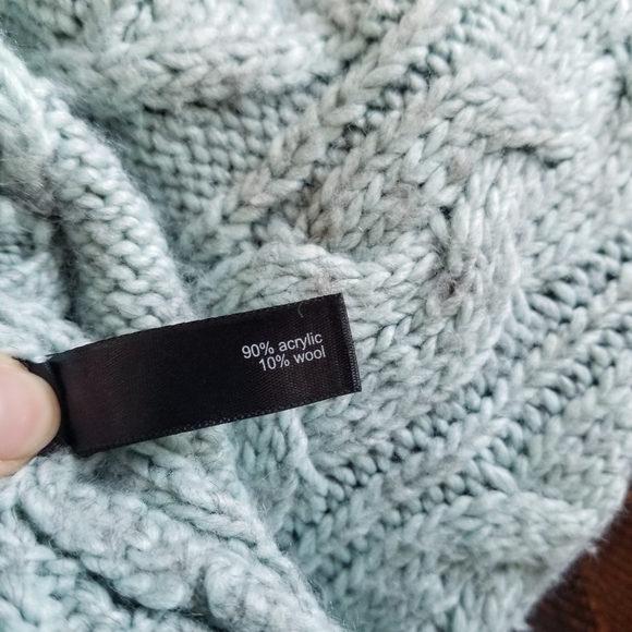 The Limited sweater, light blue and gray - Picture 2 of 4